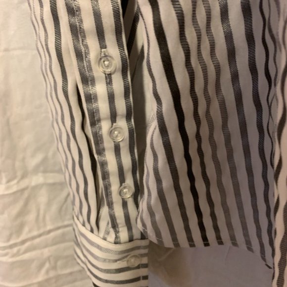 Collared stretch shirt, white with grey stripes, buttons, DALIA size 19, xl - Picture 2 of 5